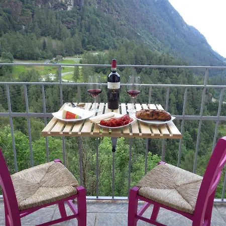 Altavalle Holiday Home, Monolocale Pink E Bilocale Lime Chiesa in Valmalenco Exterior foto