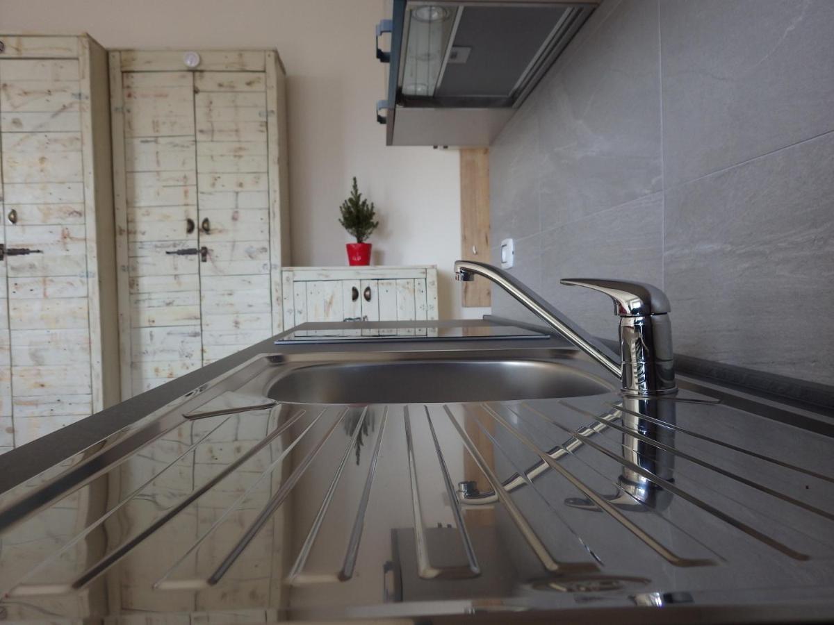 Altavalle Home, Monolocale Pink E Bilocale Lime Apartment